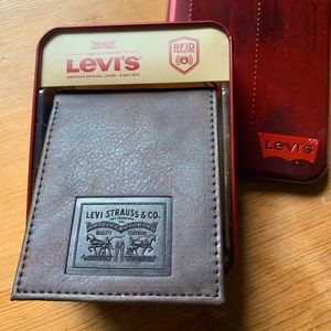Brand New Levi’s Wallet
